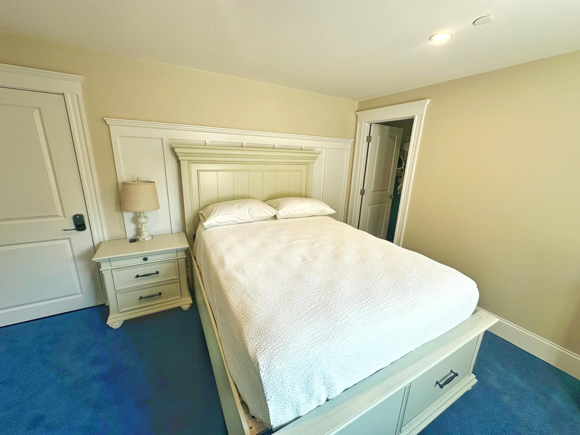 Winthrop Arms Hotel Restaurant Logan Airport ภายนอก รูปภาพ
