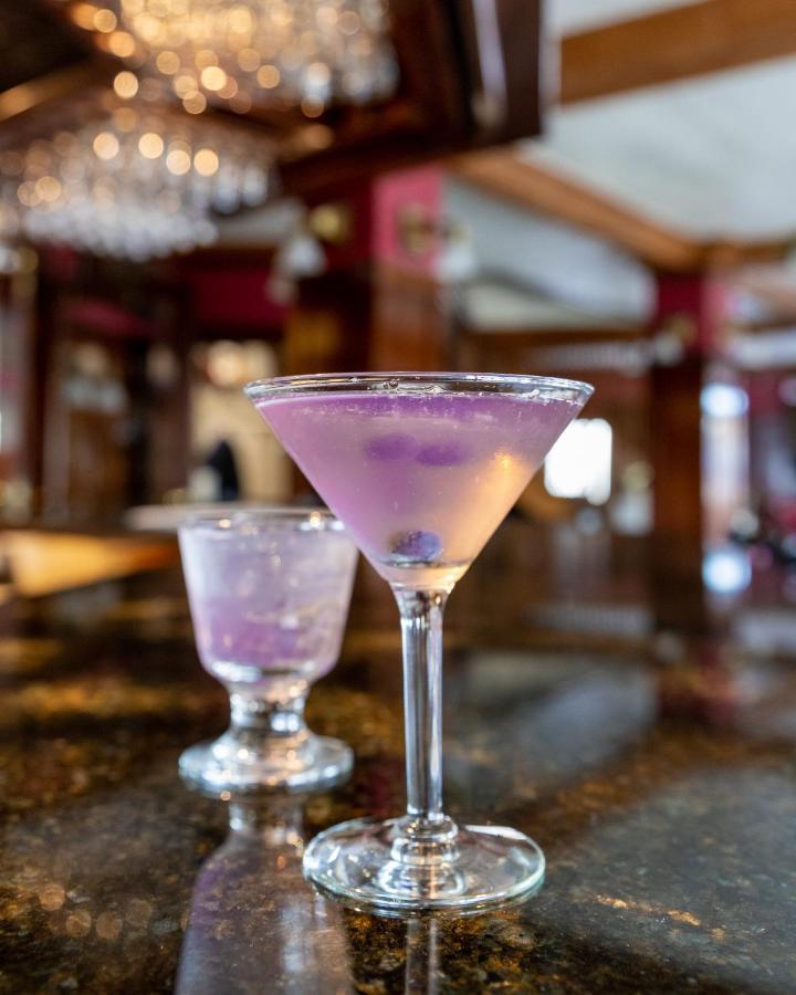 Winthrop Arms Hotel Restaurant Logan Airport ภายนอก รูปภาพ
